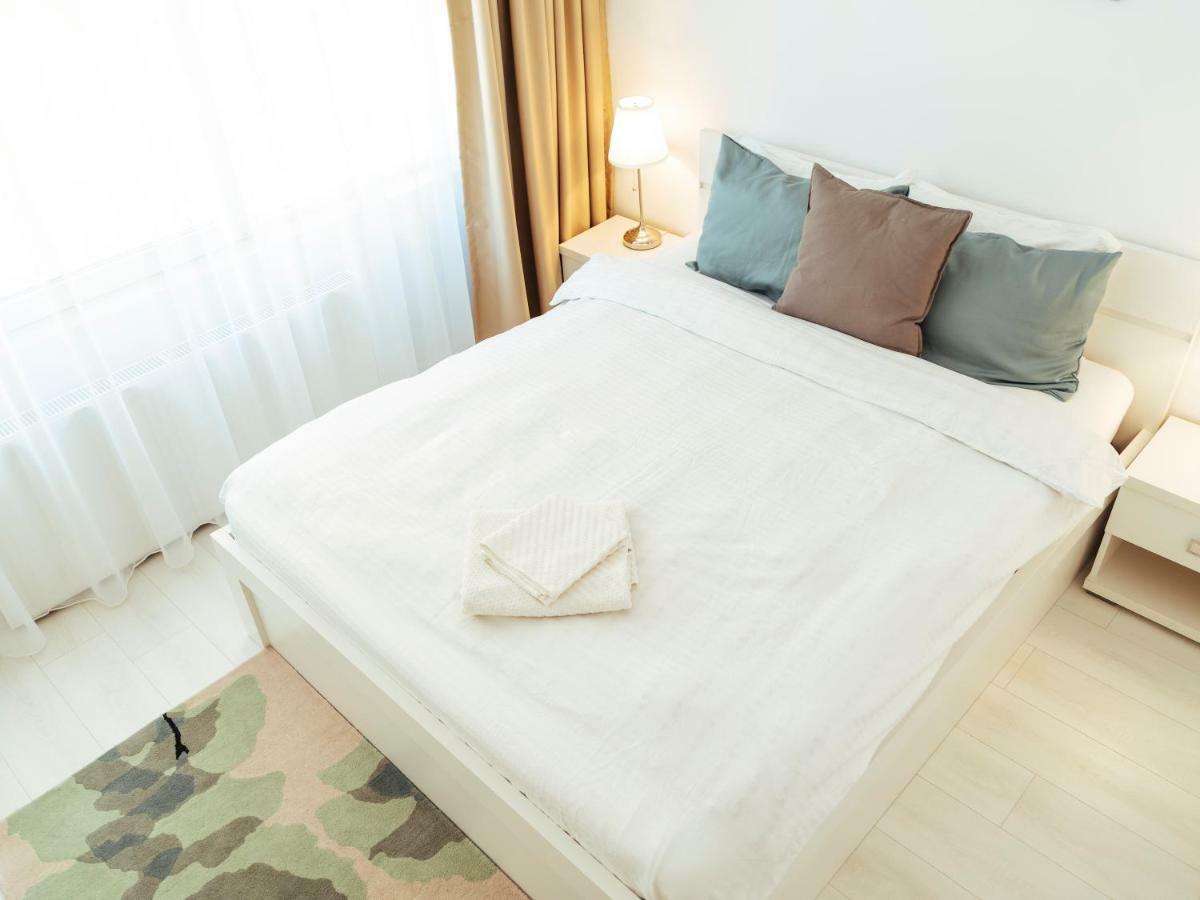 Romanian Atheneum Apartament Bucureşti